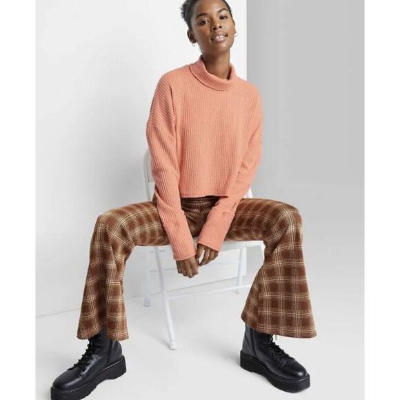 Wild Fable Long Sleeve Turtleneck Cozy Boxy Cropped T-Shirt Women’s Large NWT - Picture 2 of 7